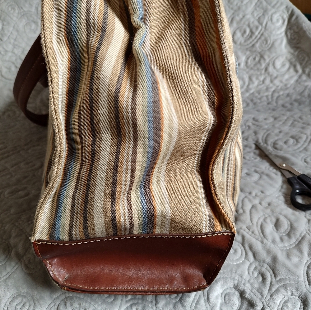 EUC Etienne Aigner Striped Tote - Picture 3 of 12